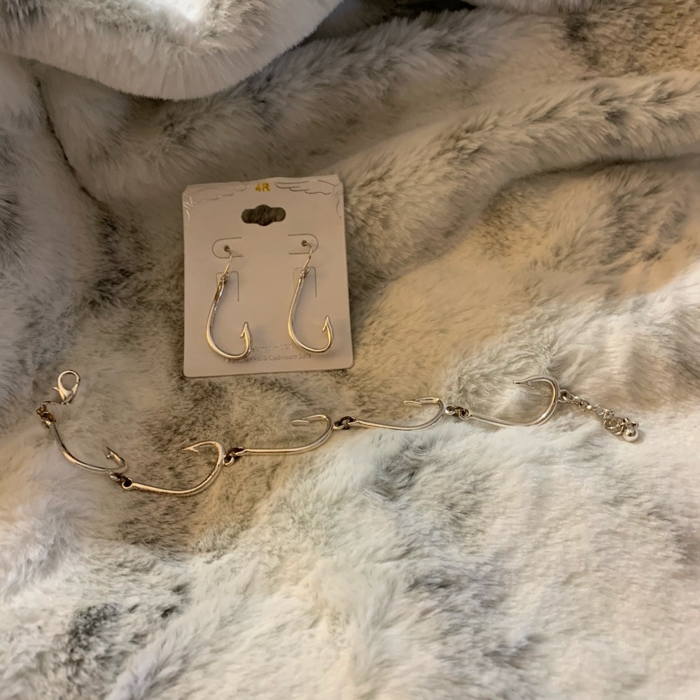 Fishhook Bracelet & Earrings Set